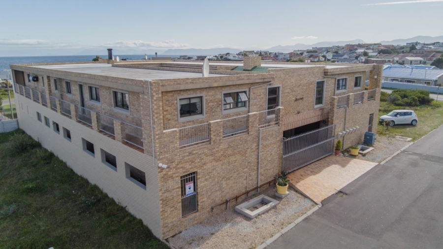 2 Bedroom Property for Sale in De Kelders Western Cape